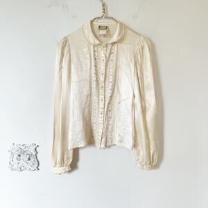 Gunne Sax Ivory Satin Blouse with Lace Panel